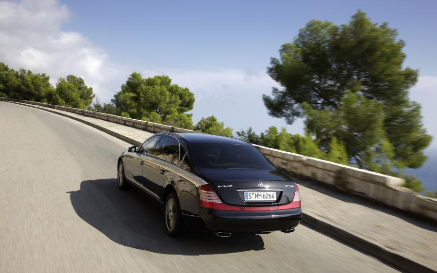  Maybach 62 Zeppelin (V240) 2009 года  (фото 24 из 29)